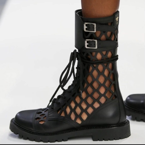 CHRISTIAN DIOR BOOTIES - Picture 2 of 6